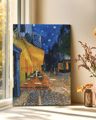 After Hover: Vincent van Gogh - Nachtcafé/Nachts vor dem Café an der Place du Forum in Arles (1888)