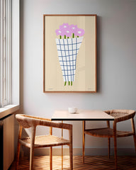 After Hover: Blumenstraus in kariertem Papier