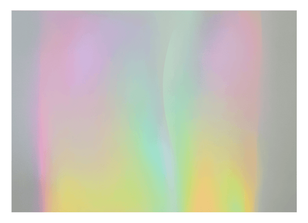Prism Play - Abstraktes Farbspiel mit Holografie-Effekt
